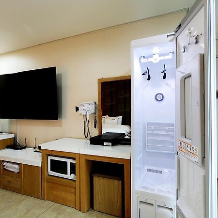 White Tourist Hotel Csondzsu Kültér fotó