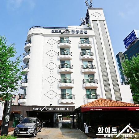White Tourist Hotel Csondzsu Kültér fotó